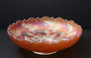 Vintage Fenton Carnival Glass Holly & Berry Marigold 8" Scalloped Edge Bowl - Picture 1 of 4