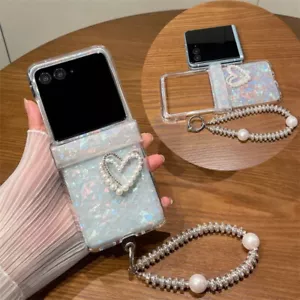 Glitter Shell Love Heart Pearl Wrist Chain Hinge Case For Motorola Razr+Plus2024 - Picture 1 of 20
