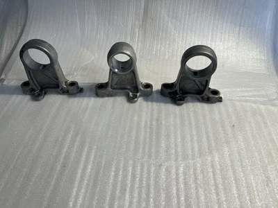 Mercedes w121 190sl camshaft towers 1955-1963 set of (3) - Image 1 of 4