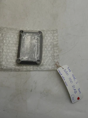 杜卡迪 748,996,排气阀盖 24010021AB — 第 1/3 张图片