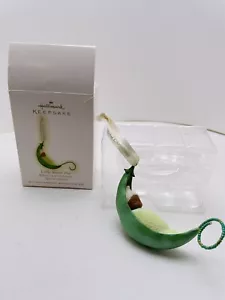Hallmark Little Sweet Pea Baby’s First Christmas Ornament SPECIAL EDITION 2009 - Picture 1 of 9