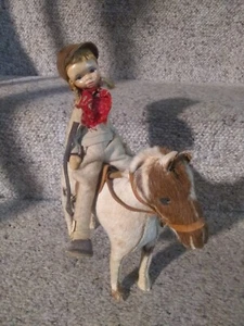 VINTAGE RARE HORSE & JOCKEY REAL HAIR TOY HORSE DOLL EDITH REYNOLDS & WENDY LOU - Picture 1 of 24