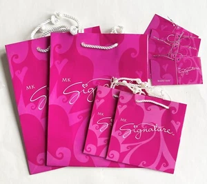 Lotto sacchetti regalo firmati Mary Kay nuovi con etichette regalo sacchetti rosa - Foto 1 di 2
