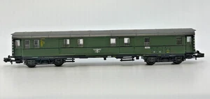N Scale Roco Green Passenger Car No Box #4 - Picture 1 of 7