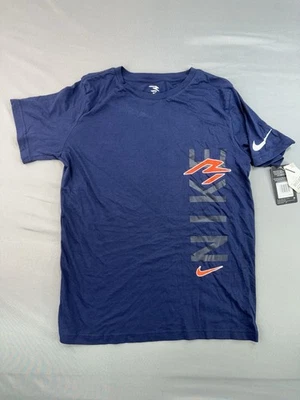 Camiseta Nike 3 Marca Azul Gráfico Logo Jóvenes Niños Talla XL 13-15 AÑOS NUEVA Foto 1 de 4