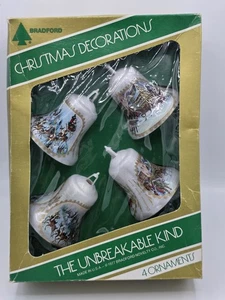 Set di 4 decorazioni natalizie vintage 1977 Bradford infrangibile campana shaoed - Foto 1 di 6