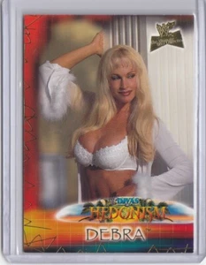 DEBRA (Rare! *GOLD FOIL* DIVAS IN HEDONISM Insert #96) 2001 Fleer WWE AUSTIN ^^ - Picture 1 of 1