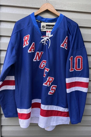 Official Reebok Mens CCM NY Rangers Gaborik Jersey 56 NHL Canada Fight Strap Cover