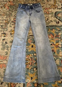 Rock & Roll Cowgirl Bell Bottoms High Rise Denim Jeans Women's 28x34 Light Wash - Picture 1 of 7
