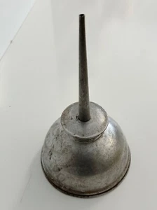 Vintage, Daumen Ölkanne, 3-1/2" x 6" hoch. 50er Jahre - Bild 1 von 5