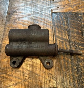 Vintage Wagner Lockheed Brake Master Cylinder FD-4950 GM Cadillac Olds Pontiac - Picture 1 of 7