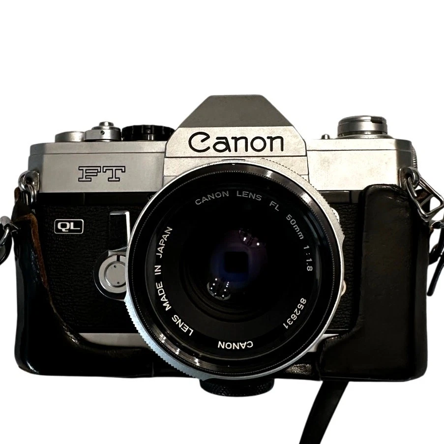 Cámara fotográfica Canon FT QL 35 mm SLR con lente Canon FD 50 mm F 1,8 + estuche y cubierta Foto 1 de 4