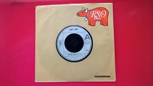 ANDY GIBB. SHADOW DANCING. RS 001. 2090 281. 7'' Vinyl. PLAY-TESTED & VG:- - Picture 1 of 2
