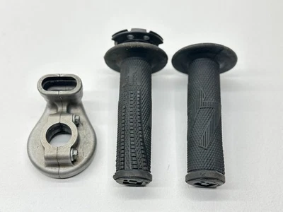 Juego de tubos de manillar de empuñaduras de acelerador ODI 2023 KTM 350SXF CARCASA NEGRA MOTO DE TIERRA Foto 1 de 3