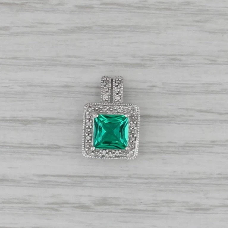 1.37ctw Künstlicher Smaragd Diamant Anhänger 10k Weiss Gold - Bild 1 von 4