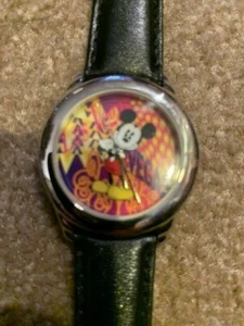 THE WALT DISNEY GALLERY LAS VEGAS MICKEY MOUSE UHR VON PEDRE NIE GETRAGEN - Bild 1 von 8