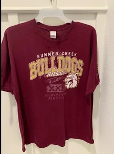 Summer Creek - BULLDOGS Athletics Wine T-Shit Pre-Owned - Picture 1 of 7