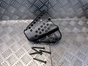 Suzuki GSXR 750 sprocket cover final drive cover + OEM bolts (1992 - 1995) - Picture 1 of 4