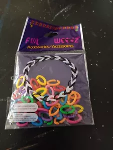 Claire's kleine bunte Kunststoff Glieder Herstellung Armbänder - Bild 1 von 5
