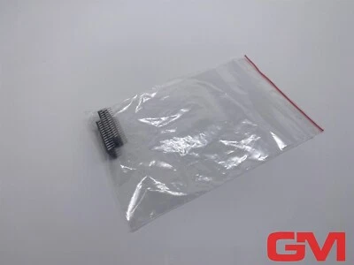 Ve 3x STMicroelectronics Memory Module M27C256B-10F1 Memory Eprom 256K 100ns - Image 1 of 4