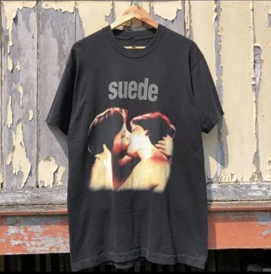 Camiseta Unisex Negra Britpop Álbum Debut Banda Gamuza Años 90 S-5XL Reimpresión Foto 1 de 3