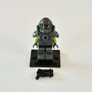 Lego COL139 Collectable Minifigure (Series 9) – Alien Avenger – COL09-11 - Picture 1 of 4