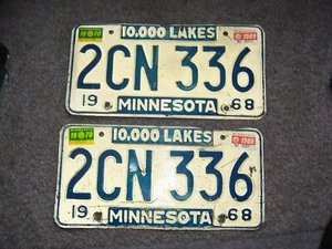 1968-69-70- Coppia targhe Minnesota MN 68-69-70- (s) - Foto 1 di 1