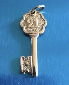 Georg Jensen 9ct Yellow Gold Key Charm/pendant - Picture 1 of 7