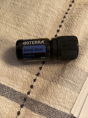 Óleo de mistura calmante doTERRA azul profundo 5ml validade 4/30 - Imagem 1 de 2