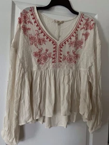 Ladies Chelsea And Violet Gauze Cream With Red Floral Embroidery Top Size L NWT - Picture 1 of 5