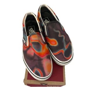 Zapato de skate Vans Classic Slip On Dark Aura multicolor talla 7,5 para mujer o 6 para hombre - Imagen 1 de 13