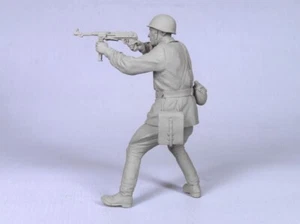 Tank Model (35019) 1:35 Soviet Infantry Officer 1942 - Picture 1 of 7