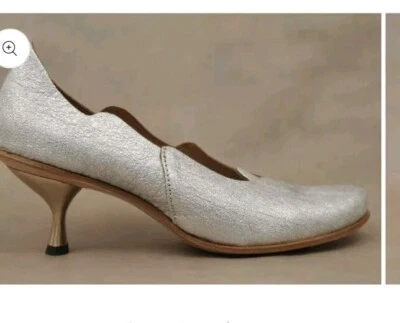 Tacones CYDWOQ 'Root' Plateados Cuero Brillo Boda 39 EU/9 US  Foto 1 de 4
