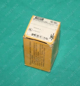 Hubbell HBL7464V Midget Twist Lock Connector NEW - Picture 1 of 2