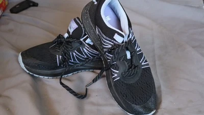 Avia WomenSize 11 Black/Light Purple Trail All Terrain Running Walking Shoes t - Image 1 of 4