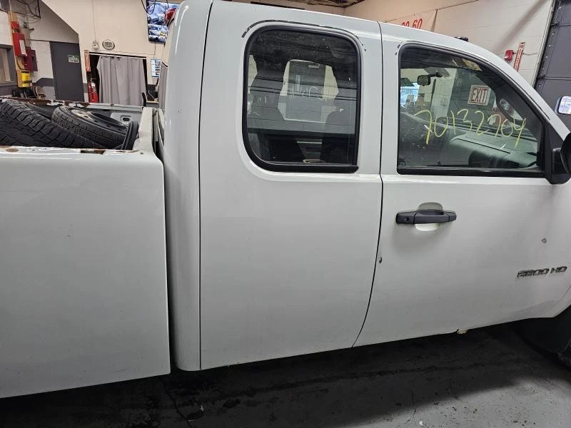 Rear Door GMC SIERRA 2500 Right 07 08 09 10 11 12 13 Foto 1 de 4