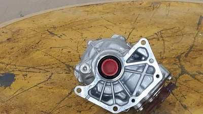 22 2022 MITSUBISHI OUTLANDER 2.5L TRANSFER CASE  - Image 1 of 4