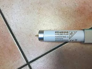 SYLVANIA F25W/ 30" /830 WARM WHITE Fluorescent Lamps T8 742 x 26mm Warm White - Picture 1 of 4
