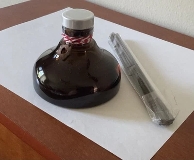 Thymes Gingerbread Reed Oil Diffuser 4.1 Oz Retired Fragrance Scent Holiday NIB - Image 1 of 4