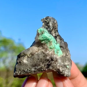 101G Natural Rare Emerald Gem Crystal Mineral Specimen/China - Picture 1 of 24