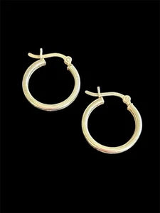 Sterling Silver 18mm Hoop Earrings 925 2mm Wide - Picture 1 of 4