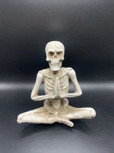 Skeleton Meditating /praying Yoga 5x5 Halloween spooky Namaste Bones 🦴 - Picture 1 of 8