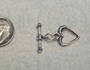 Sterling Silver Small Detailed 14x11mm Heart 16mm bar Toggle Clasp - Picture 1 of 1