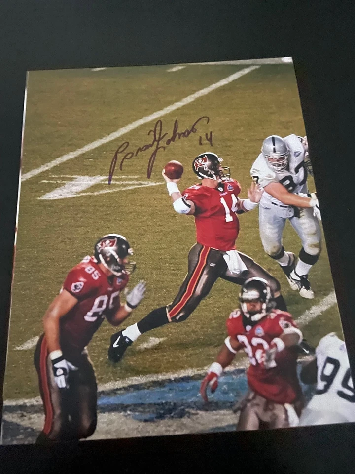 Foto 8x10 firmada por Brad Johnson de los Buccaneers con certificado de autenticidad Foto 1 de 1