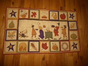 Edredón pequeño hecho a mano de Acción de Gracias 38 x 23" - Imagen 1 de 5