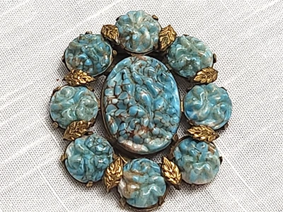 VINTAGE CZECH? RIPPLED/HUBBLE ART GLASS DRESS CLIP, LARGE 2 1/2"H - Image 1 of 4