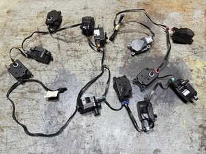 MERCEDES R230 A/C AC HEATER CLIMATE CONTROL BLEND MOTOR SET OF 12 03-12 *DAMAGED - Foto 1 di 15