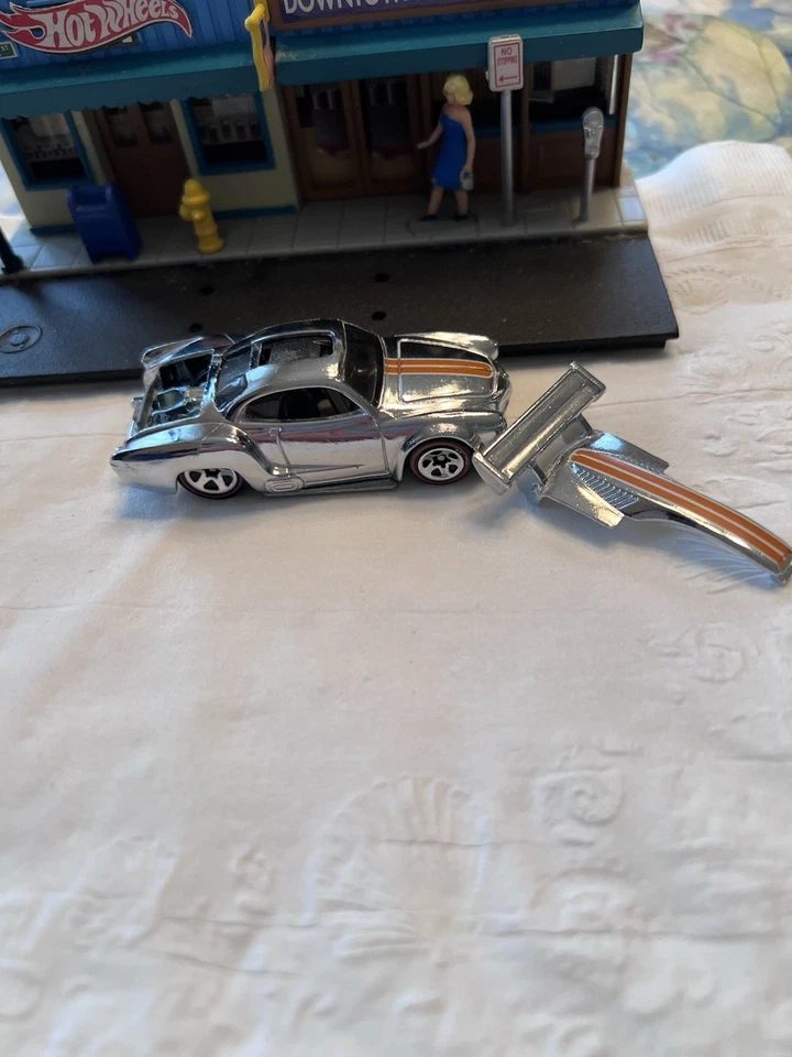 Hotwheels Karmin Ghia  - Image 1 of 4