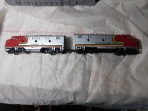 Santa Fe HO Gauge A-A Diesel 1 Powered ! Dummy. Model Power Hong Kong - Picture 1 of 4