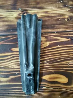 Audi A3 8L Front Carrier Centre Bar - Image 1 of 4